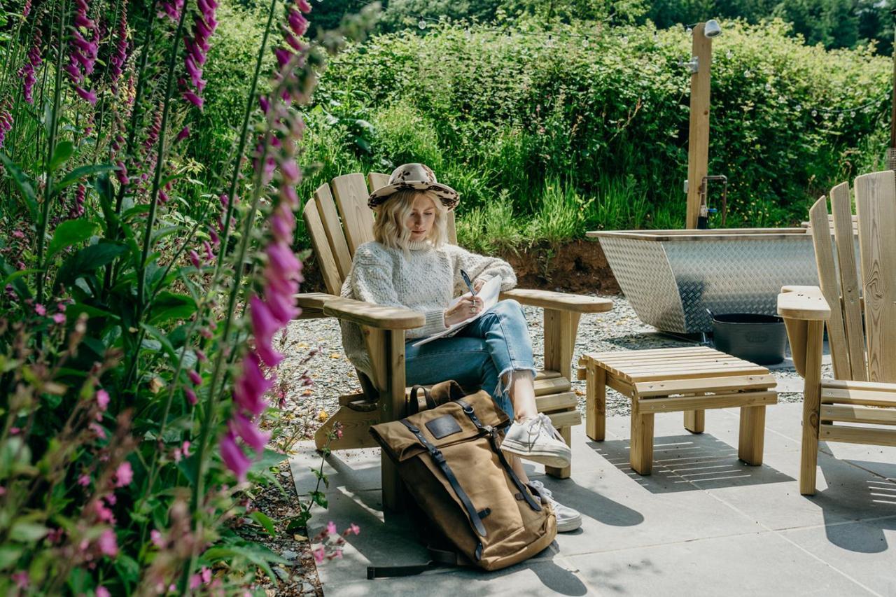 Blatchford Briar - Award Winning Private Shephards Huts With Their Own Secluded Hot Tubs Milton Abbot Eksteriør bilde